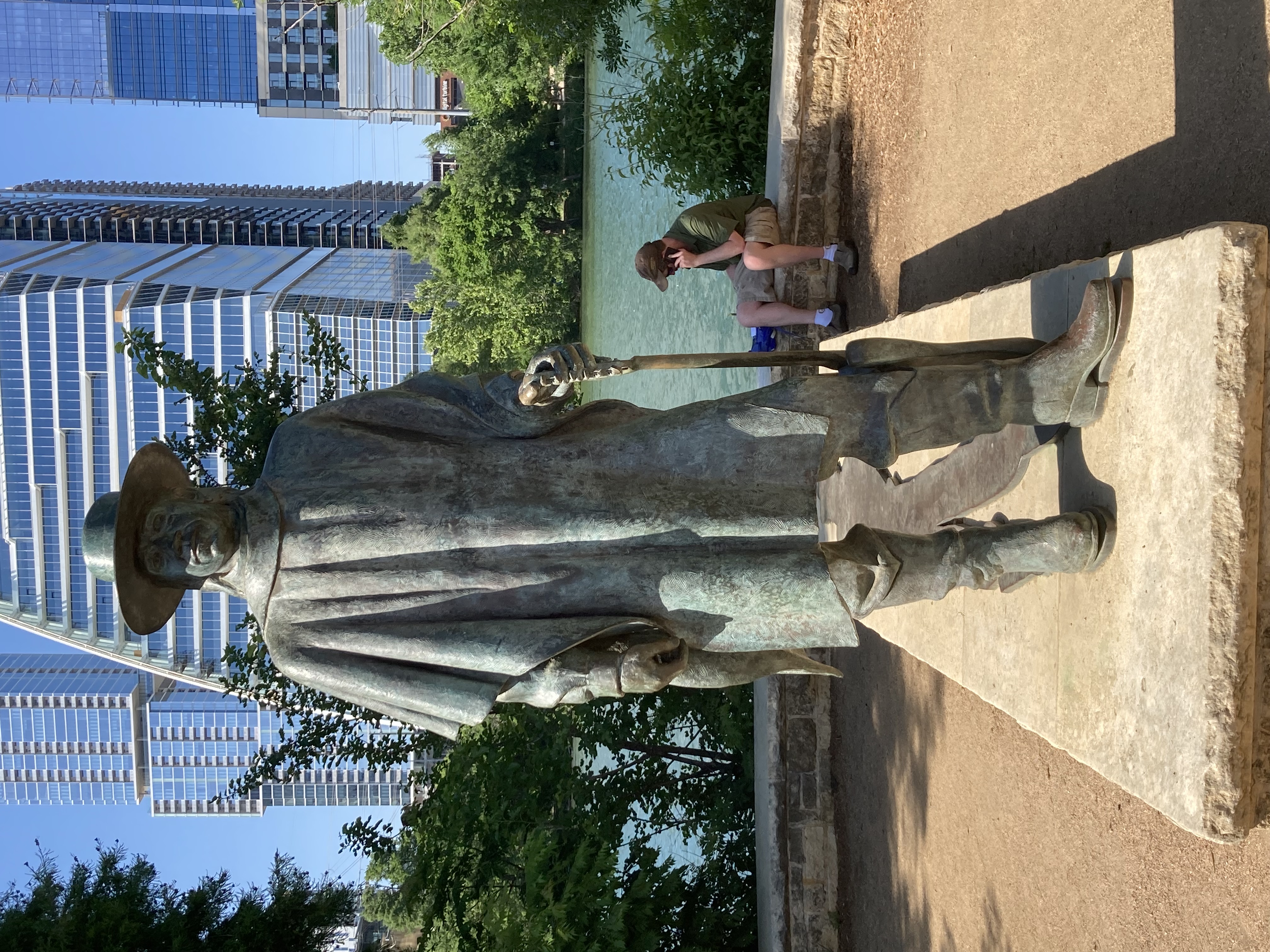 Stevie Ray Vaughn statue